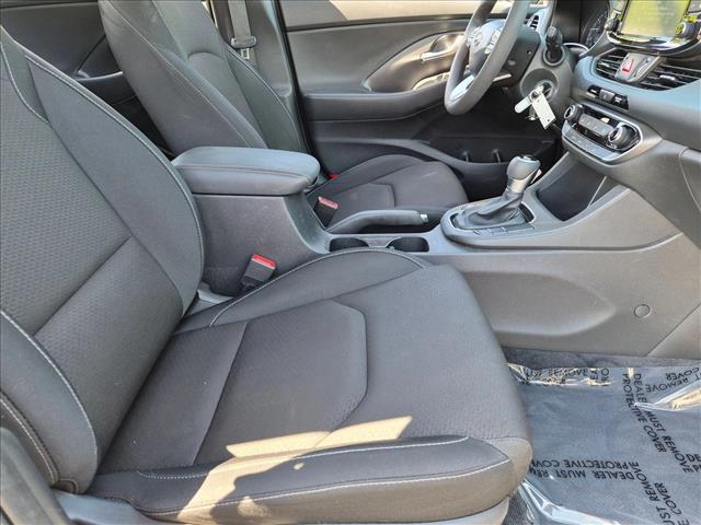 2018 Hyundai Elantra GT 18