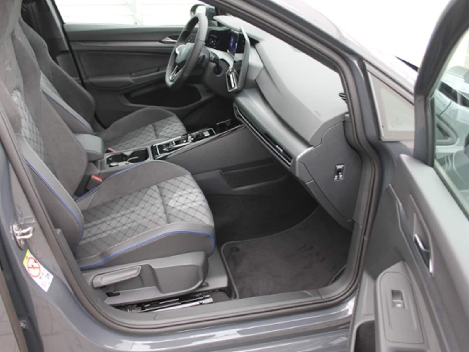 Volkswagen Golf Variant – Bild 15