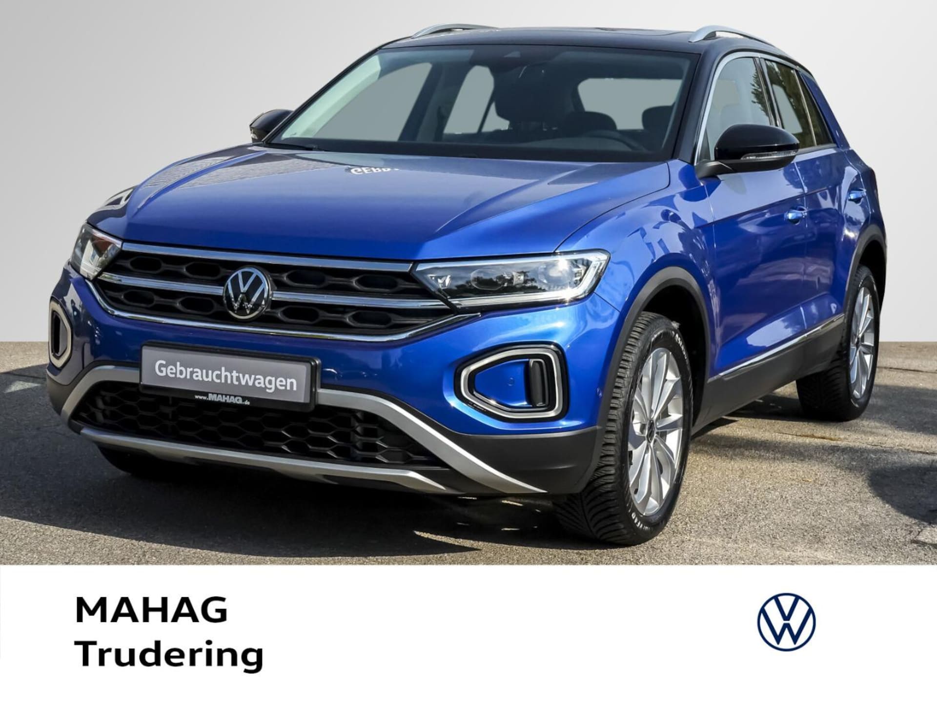 Volkswagen T-Roc — Volkswagen T-Roc T-Roc Style 1.5 TSI LED+ IQ.Drive Navi Pano Standhz eKlappe ParkAssist RearView APP DSG