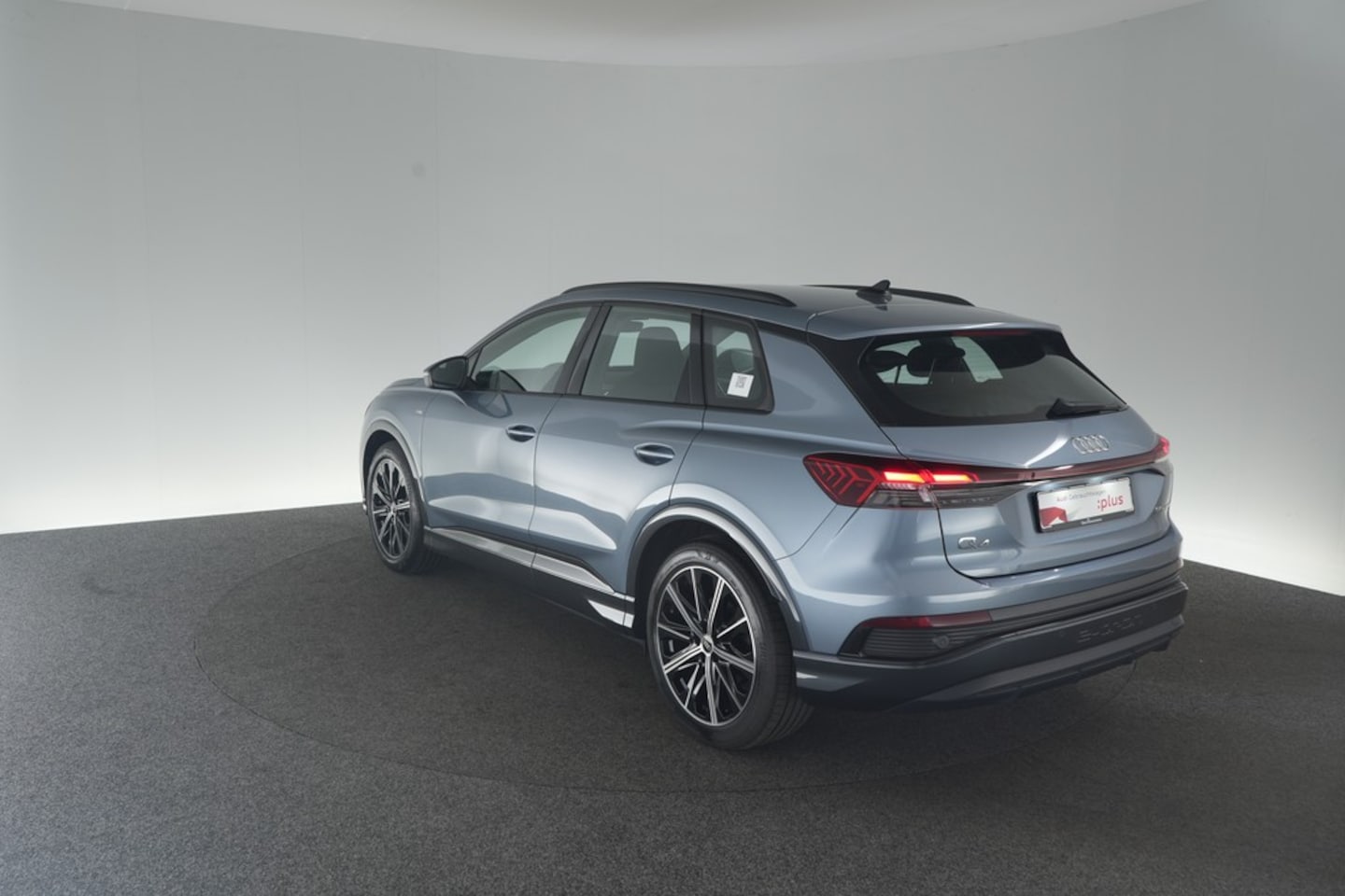 Bild über Audi Q4 e-tron 35 e-tron - für weitere Informationen kontaktieren Sie den Audi Partner