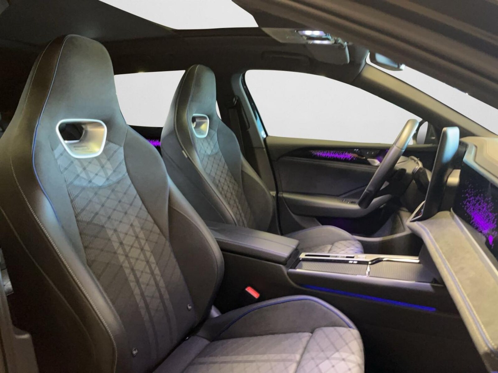 Volkswagen Passat – Bild 4