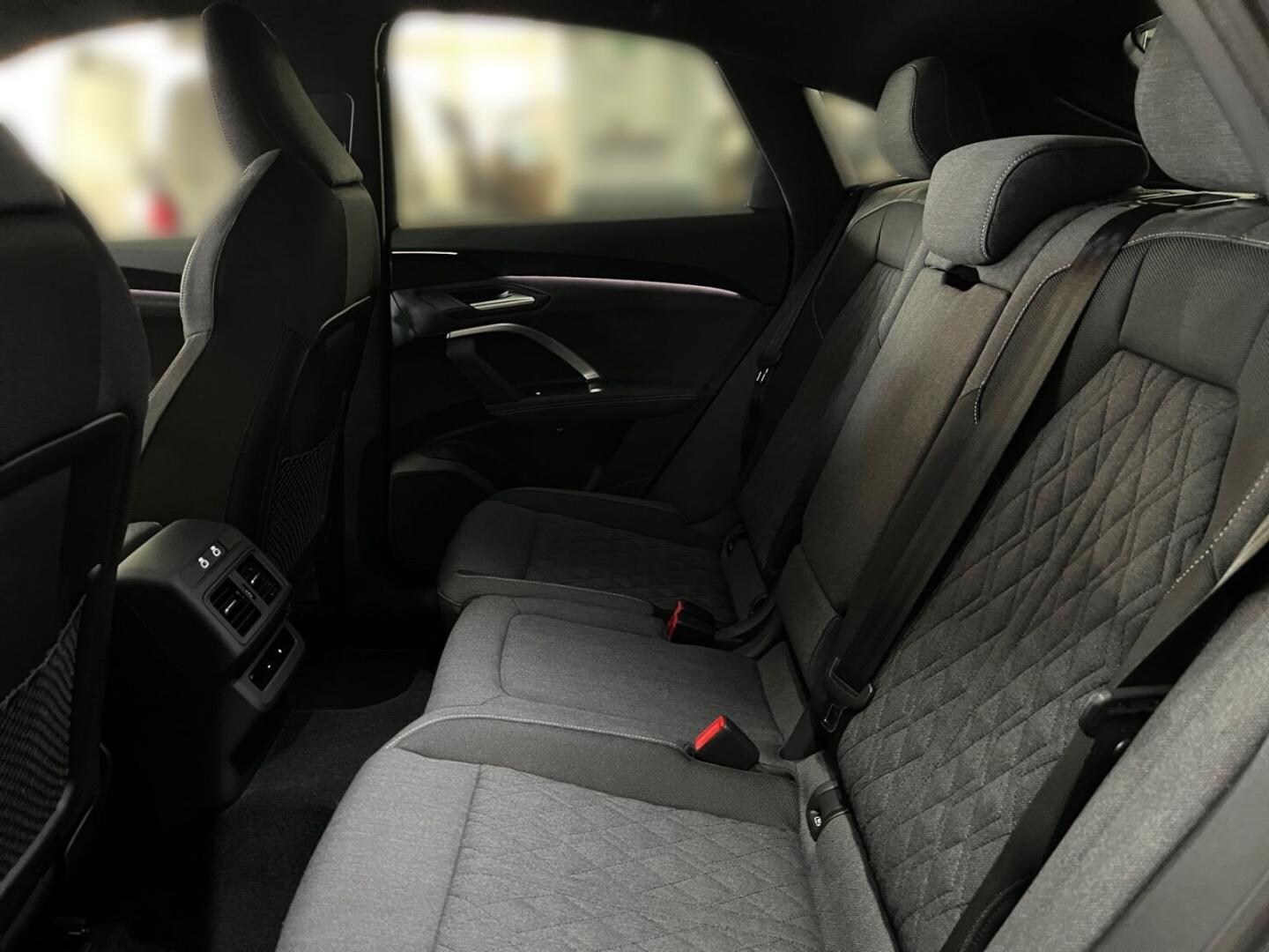 Bild über Audi Q5 Sportback TFSI 150 kW S tronic - für weitere Informationen kontaktieren Sie den Audi Partner