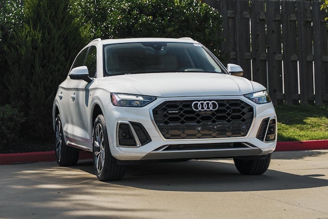 Photo of 2023 Audi Q5 