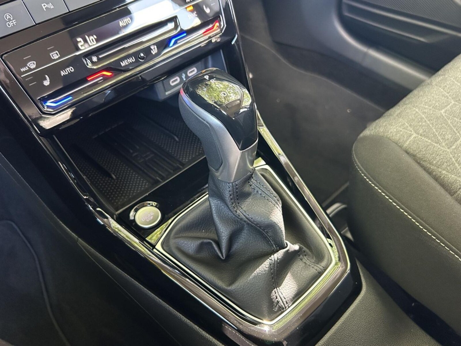 Volkswagen T-Cross – Bild 11