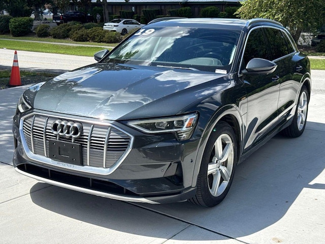 2019 Audi e-tron