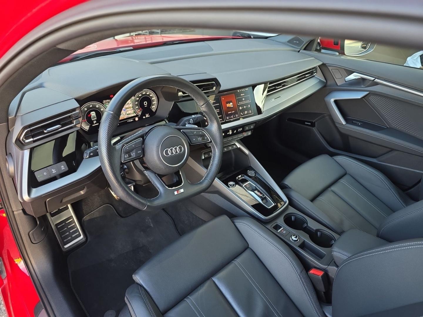 Bild über Audi A3 Limousine advanced 35 TFSI S tronic - für weitere Informationen kontaktieren Sie den Audi Partner