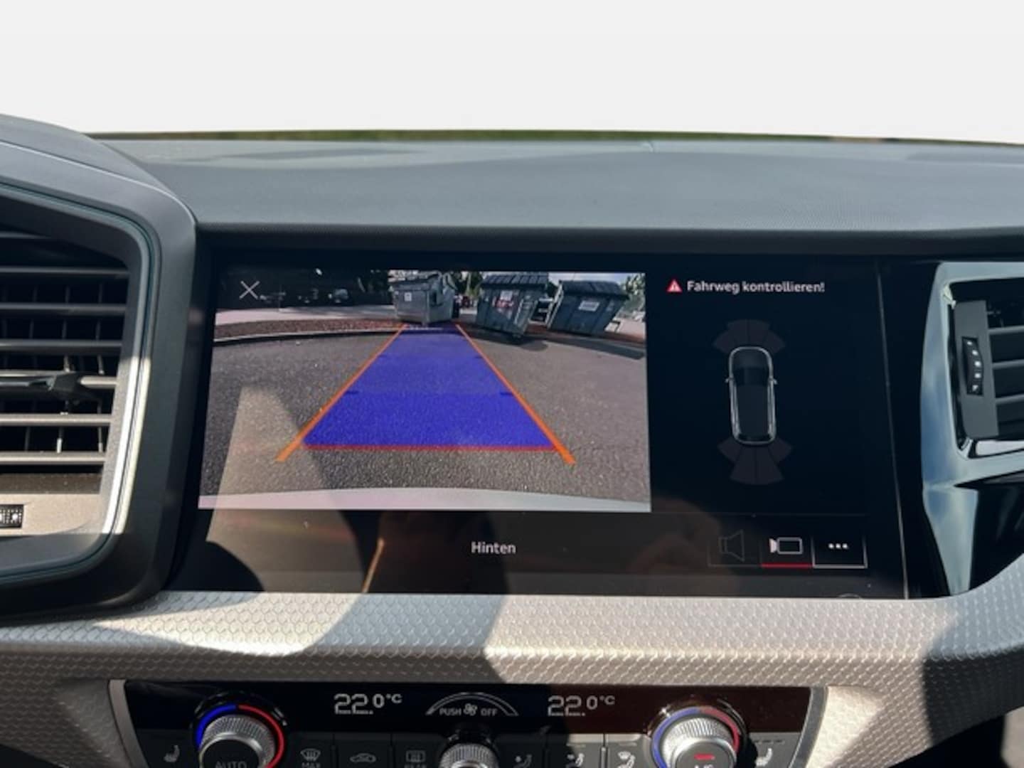Bild über Audi A1 Sportback S line 35 TFSI S tronic - für weitere Informationen kontaktieren Sie den Audi Partner