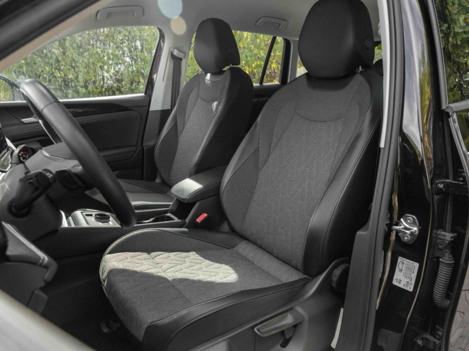 Volkswagen Tiguan – Bild 10