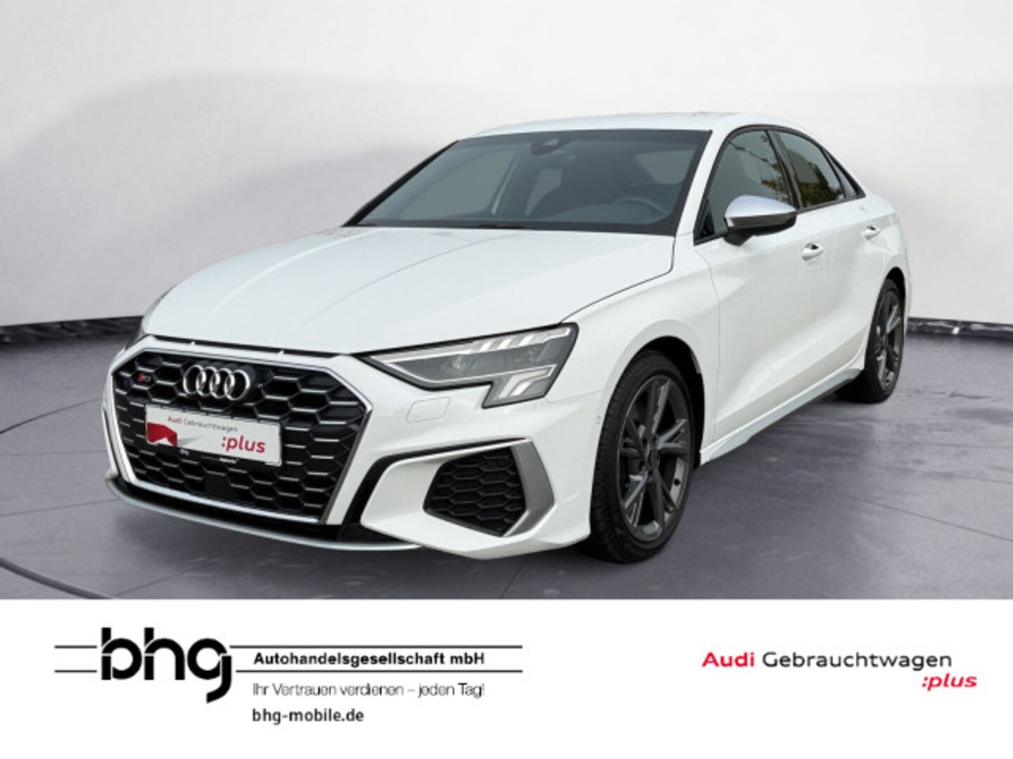 Bild über Audi S3 Limousine TFSI quattro S tronic - für weitere Informationen kontaktieren Sie den Audi Partner