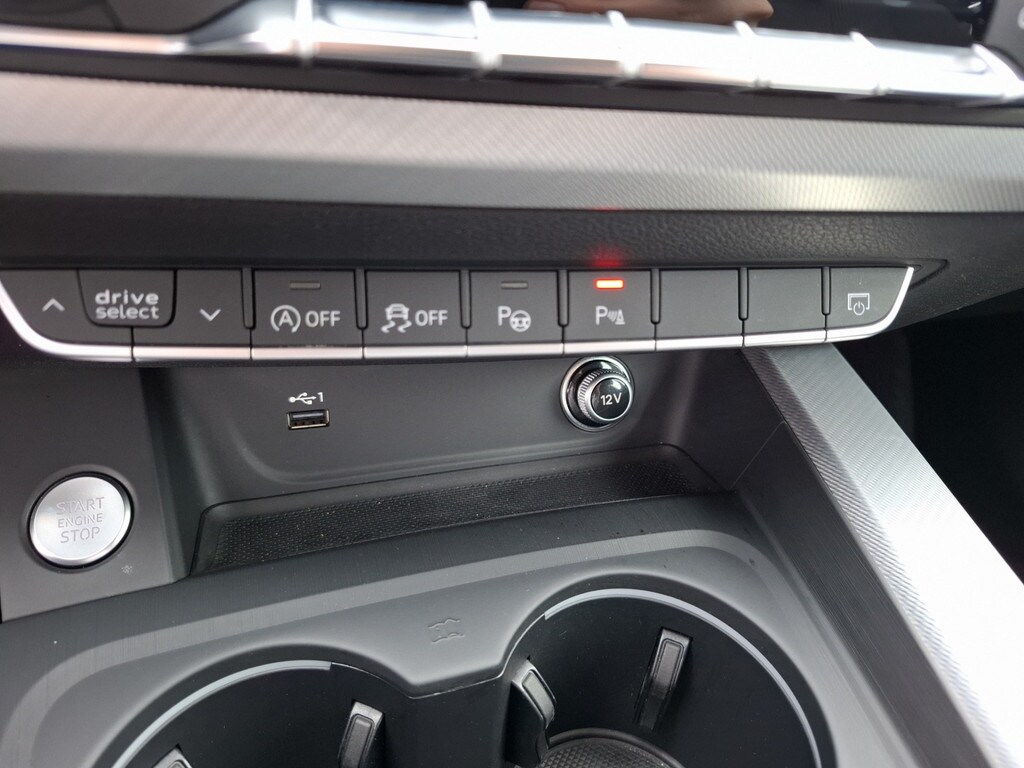 Image about Audi A4 Avant design 2.0 TFSI ultra 6-Gang