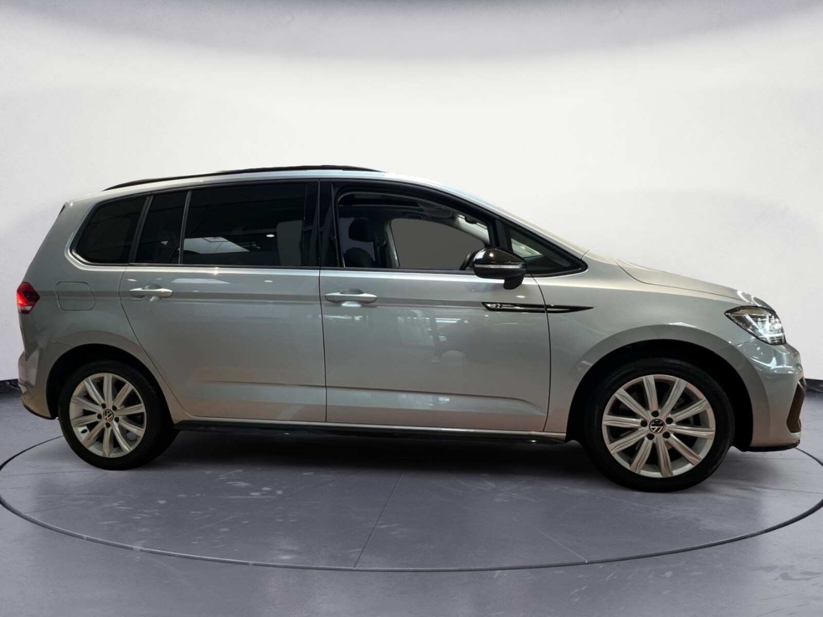Volkswagen Touran – Bild 6