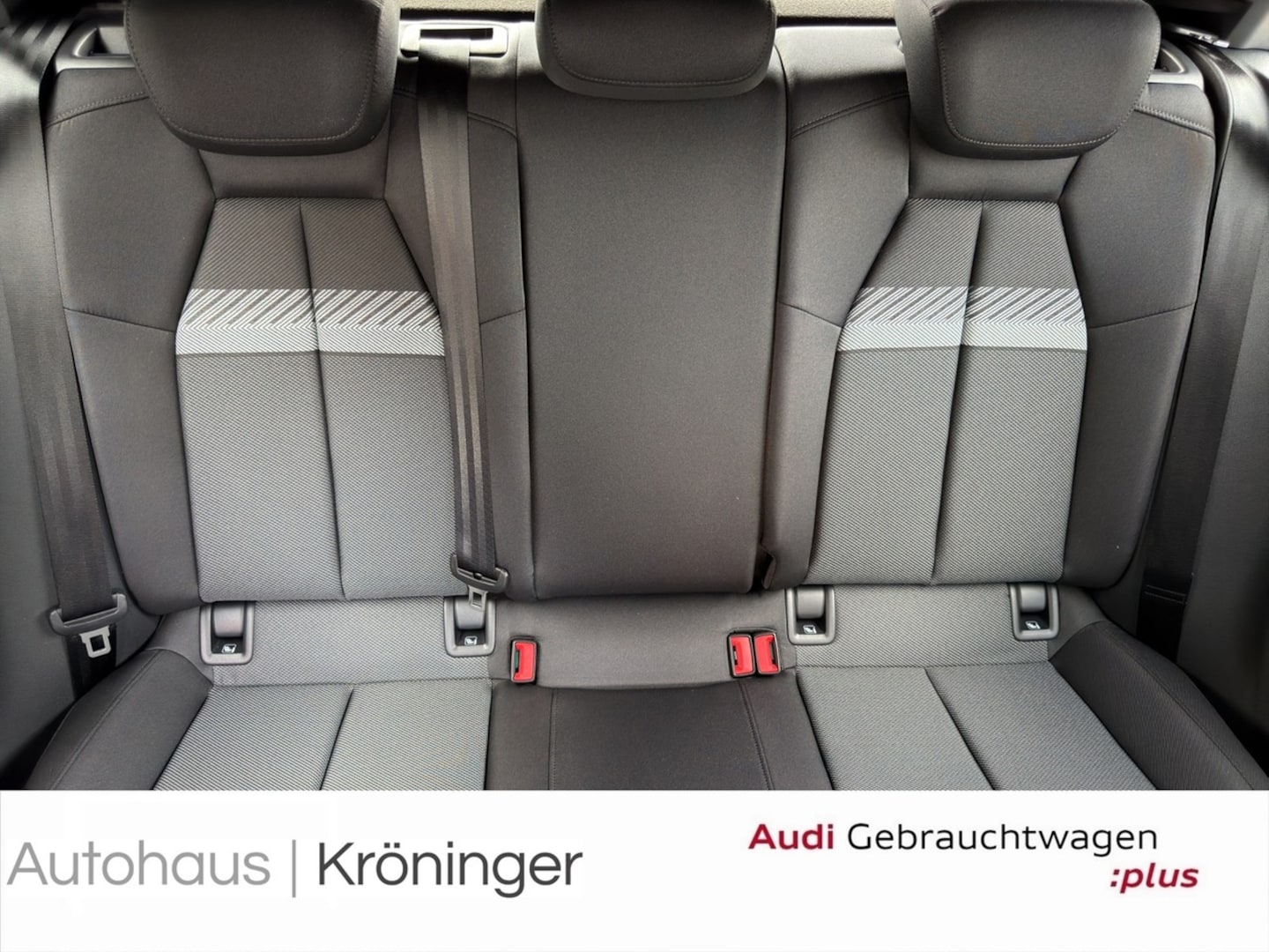 Bild über Audi A3 Sportback TFSI Schaltgetriebe - für weitere Informationen kontaktieren Sie den Audi Partner