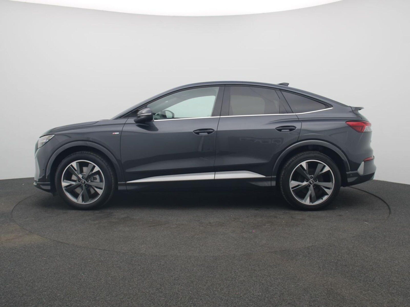 Audi Q4 Sportback e-tron – Bild 4
