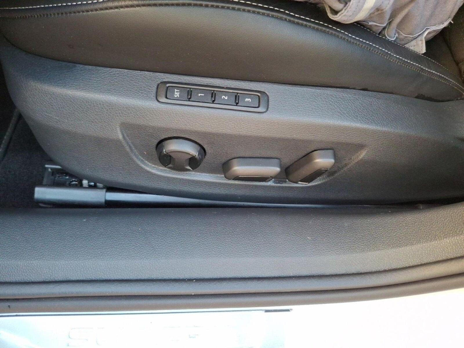 Škoda Superb Combi – Bild 21