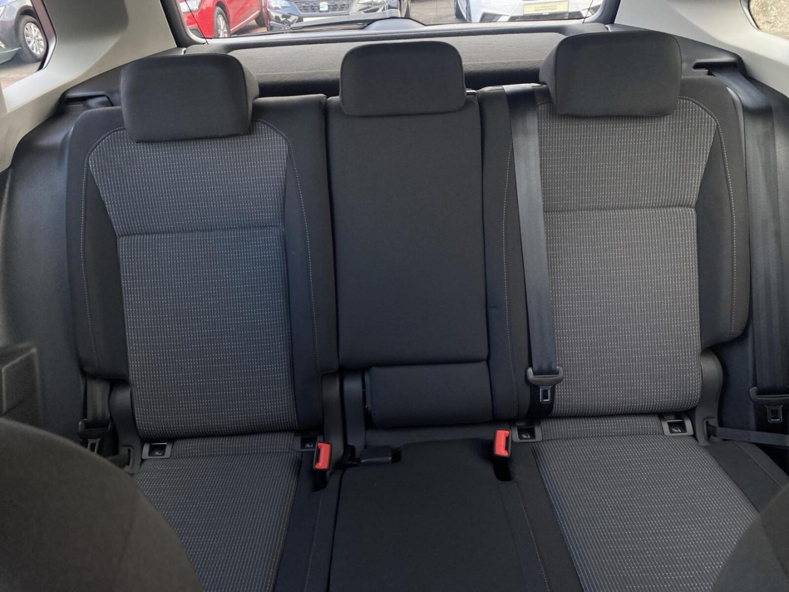 Volkswagen Tiguan – Bild 9