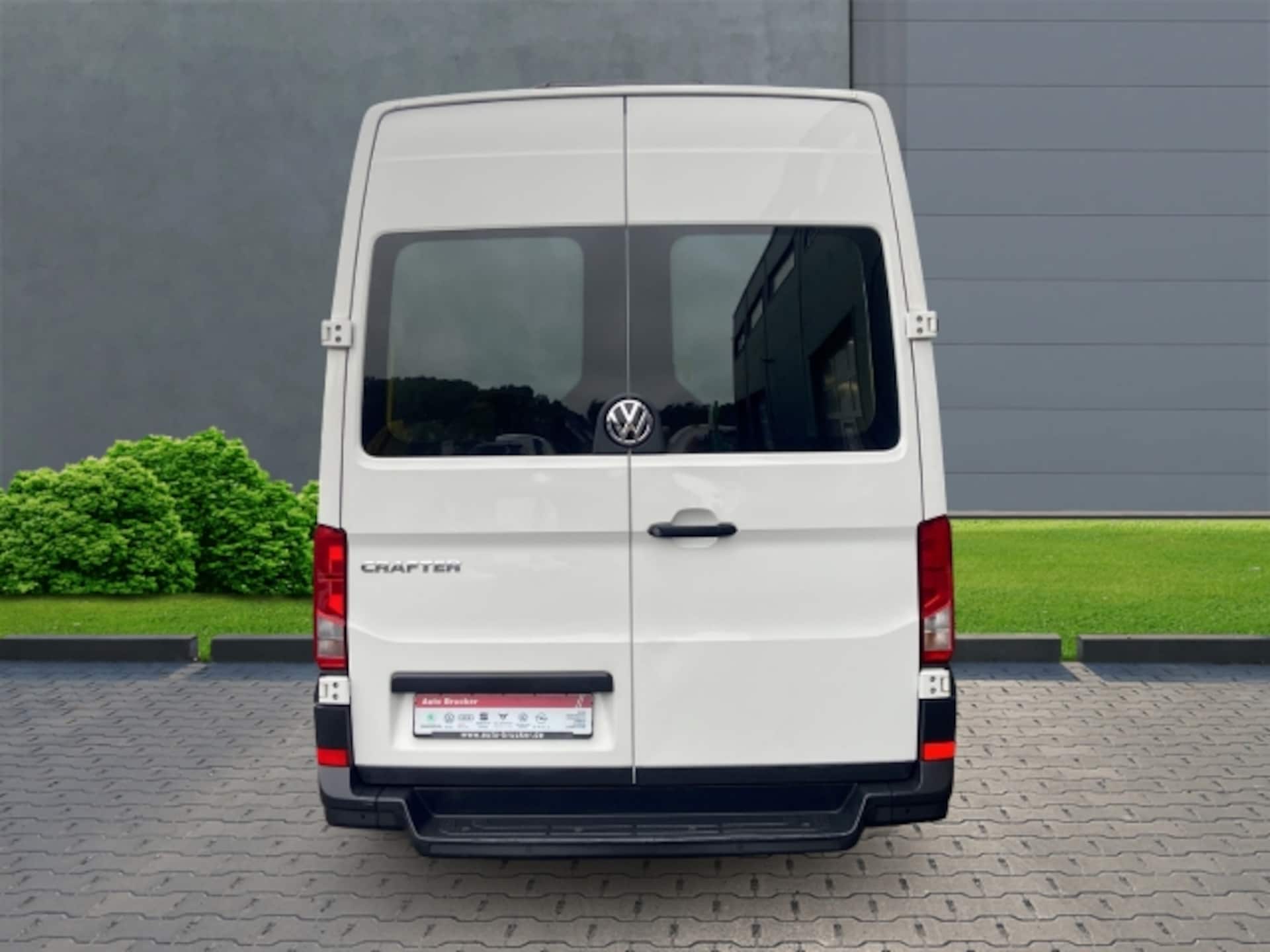 Volkswagen Crafter Kasten langer Radstand