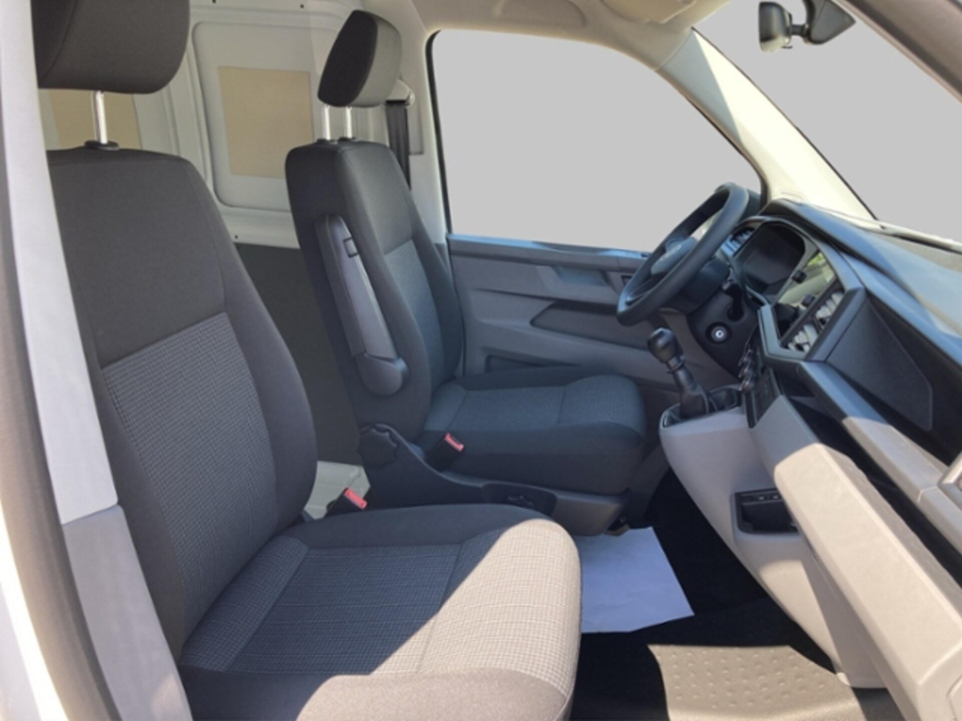 Volkswagen T6.1 Transporter Kasten langer Radstand