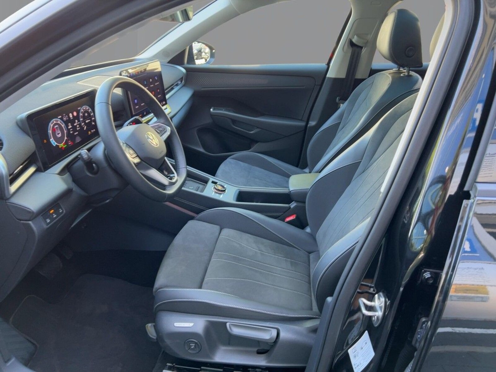 Volkswagen T-Roc – Bild 8