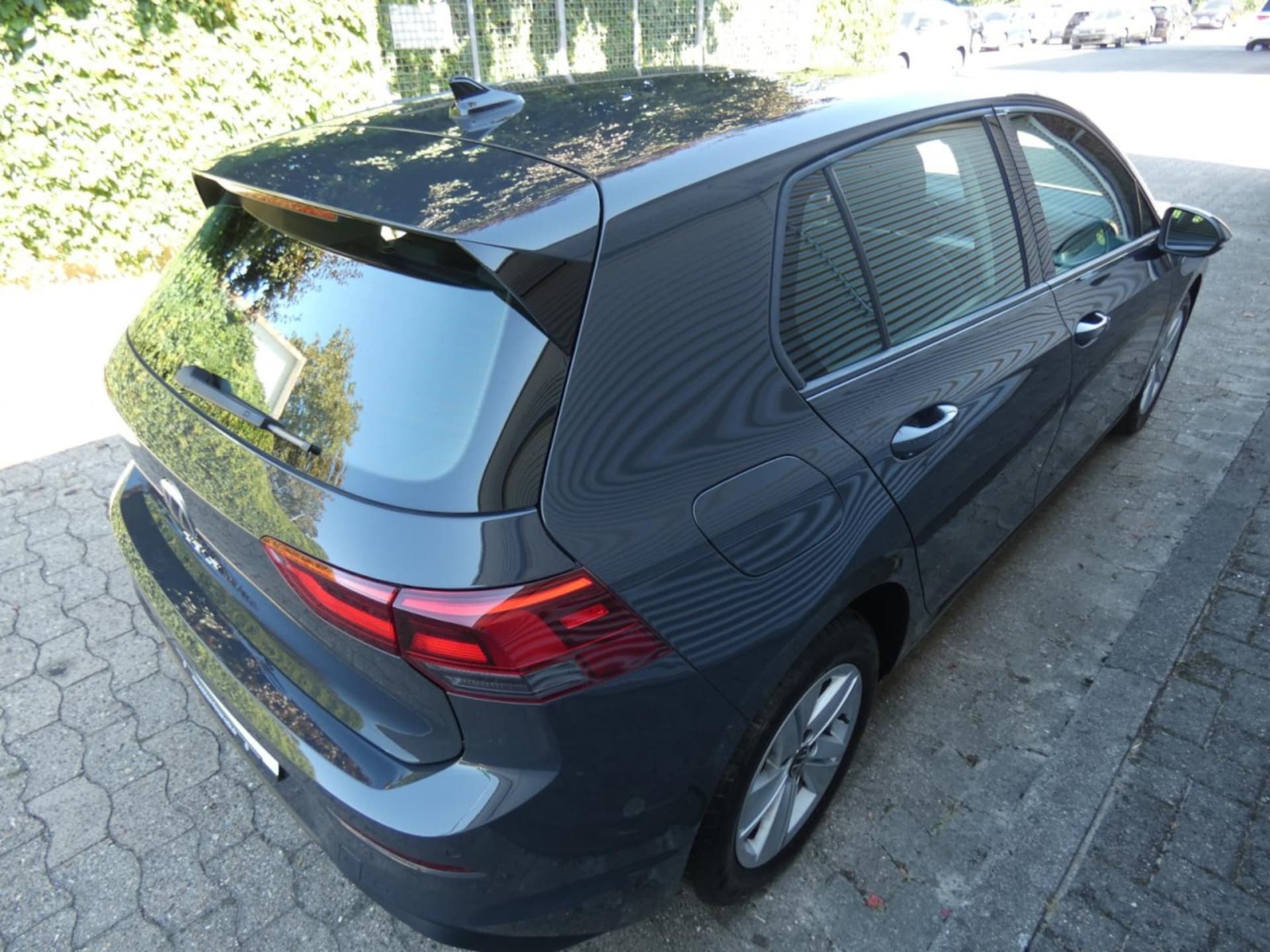 Volkswagen Golf Life