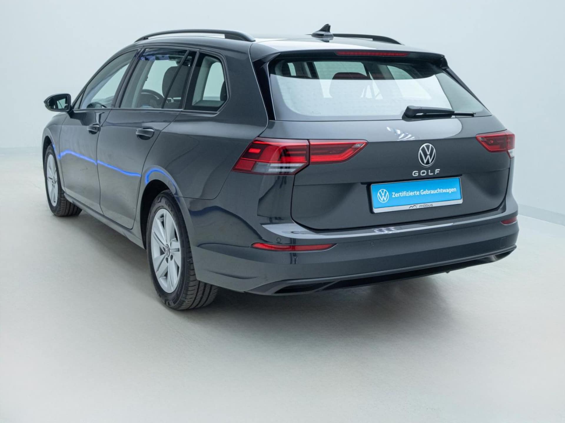 Volkswagen Golf Variant Life