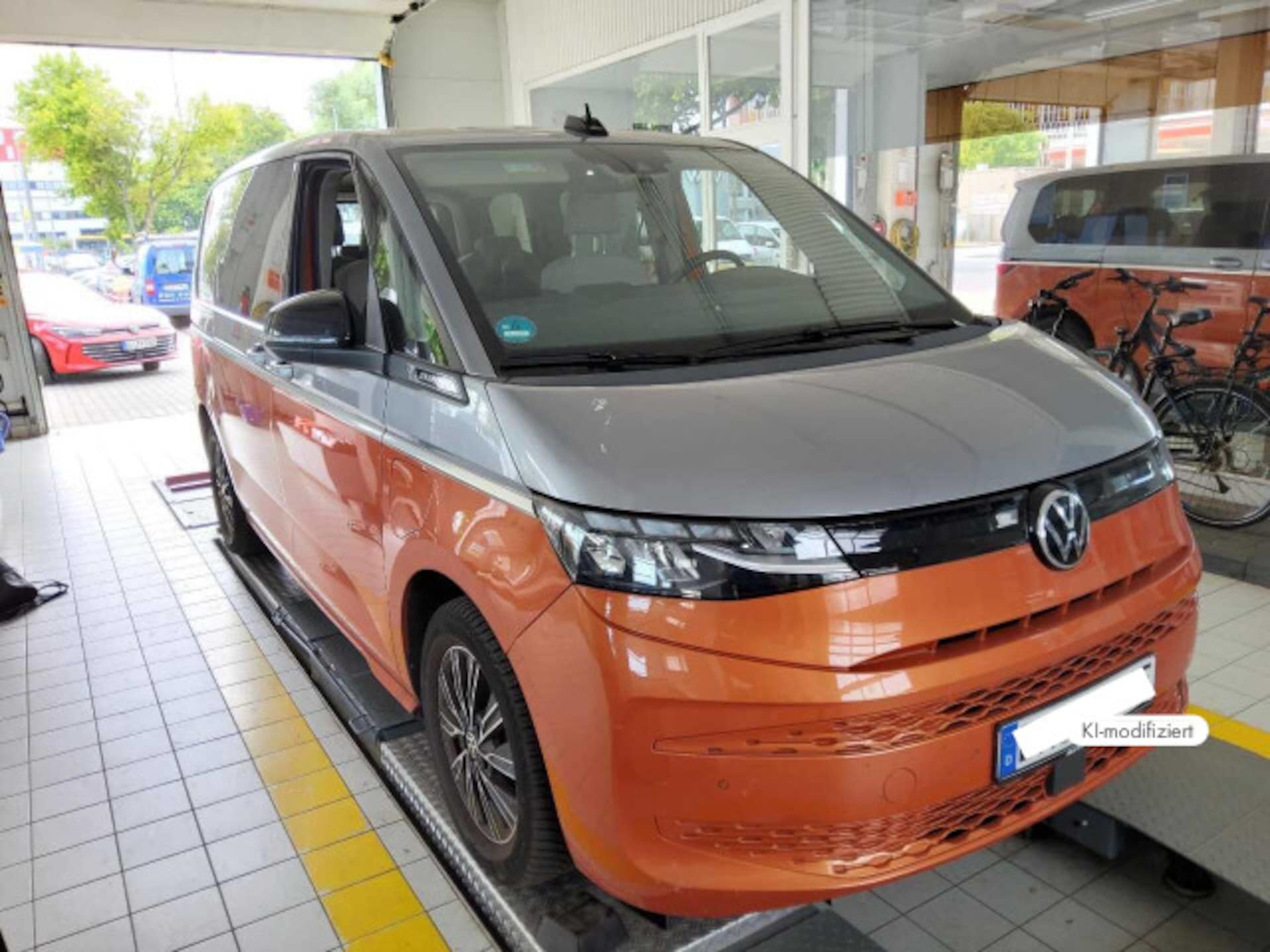 Volkswagen Multivan Basis-Modell