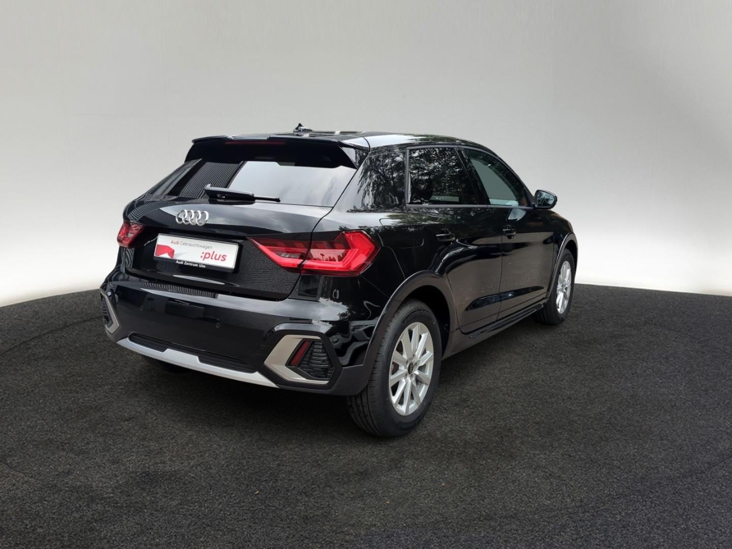 Bild über Audi A1 allstreet 30 TFSI Schaltgetriebe - für weitere Informationen kontaktieren Sie den Audi Partner