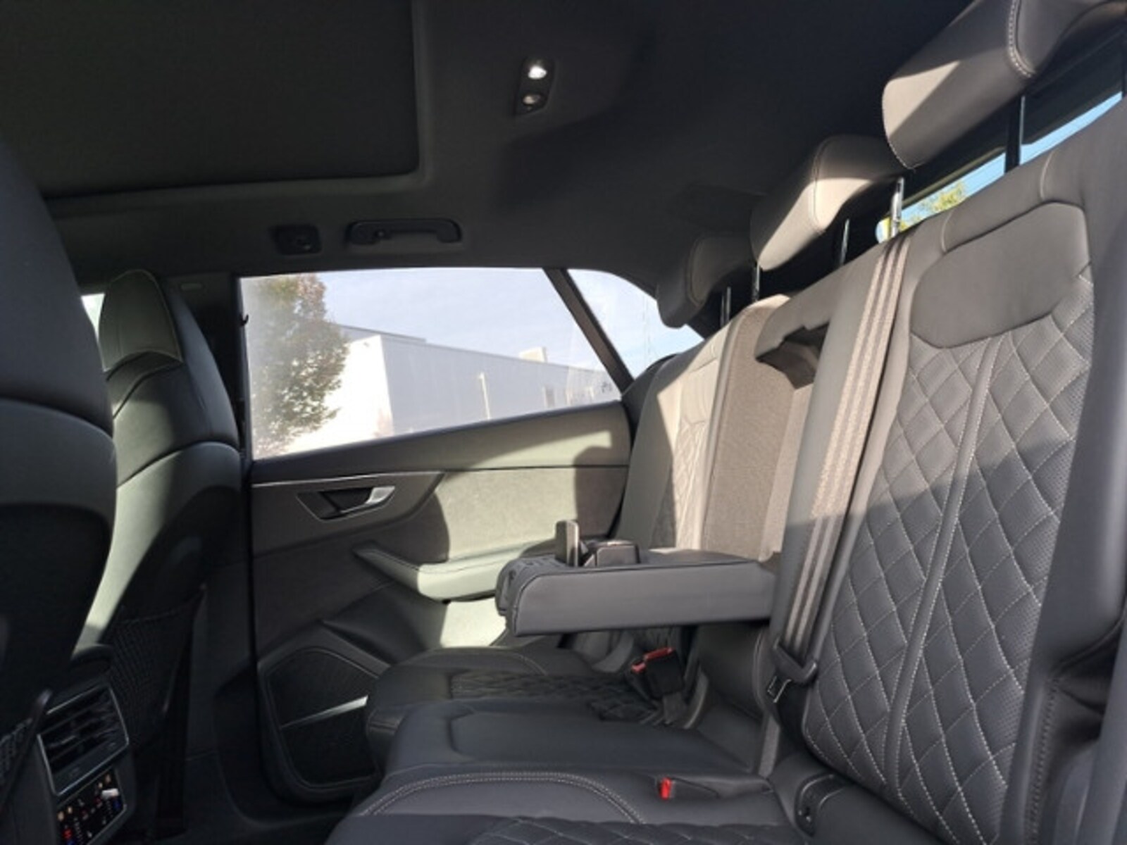 Audi Q8 – Bild 12