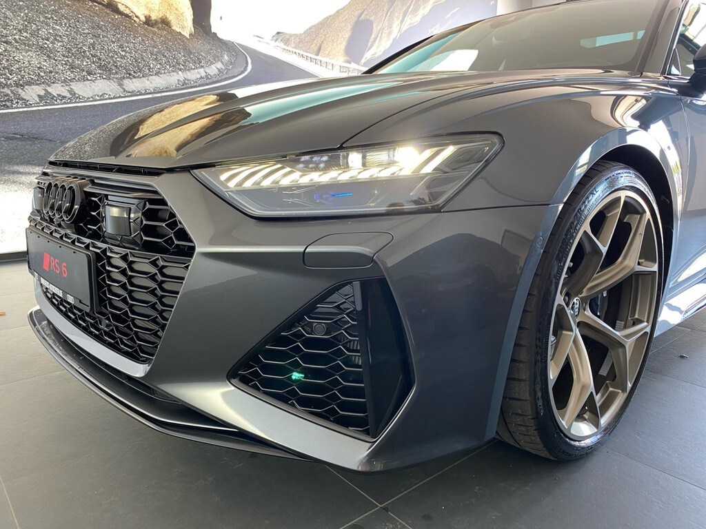 Image about Audi RS 6 Avant performance quattro tiptronic