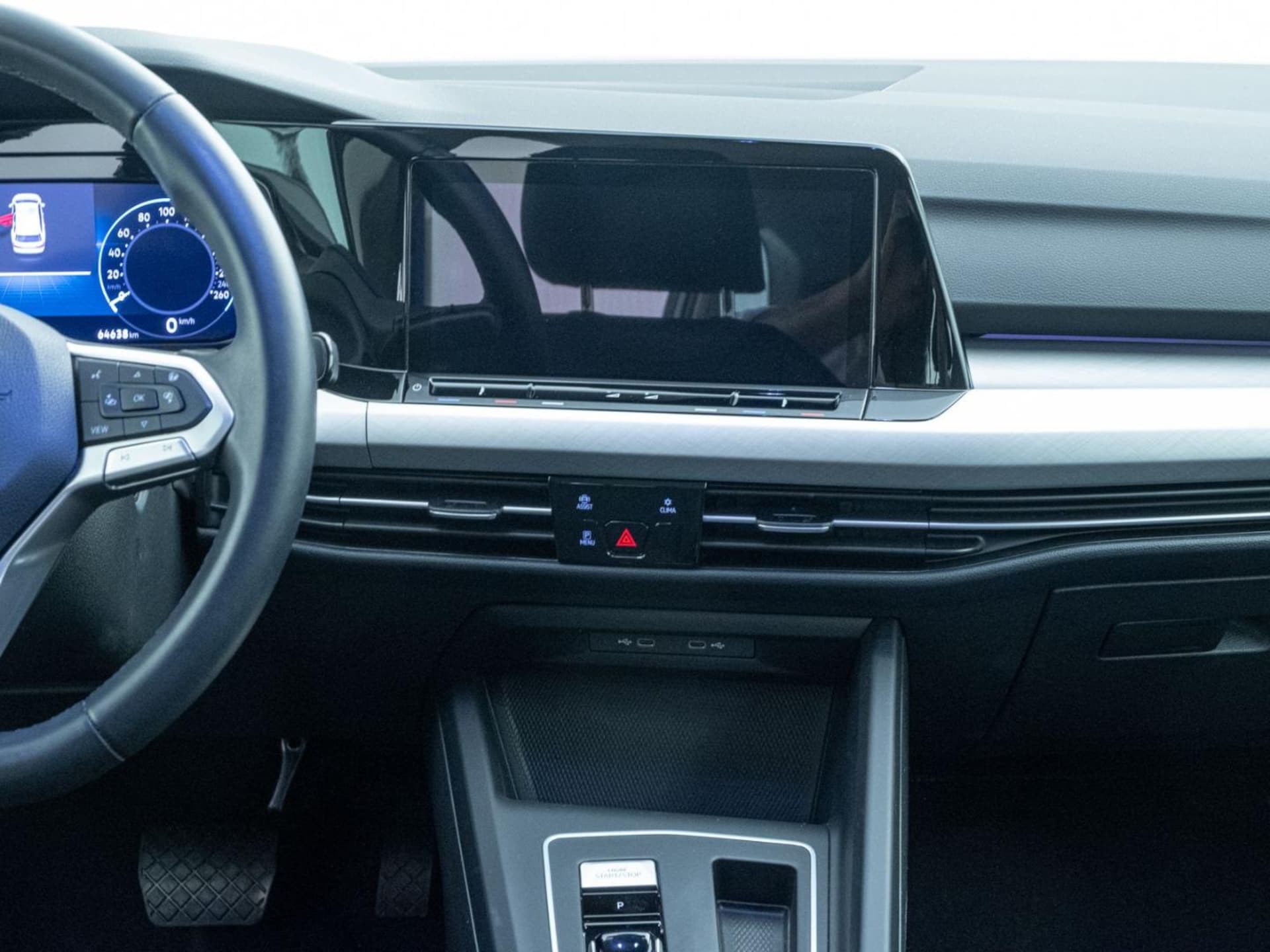 Volkswagen Golf Variant Life