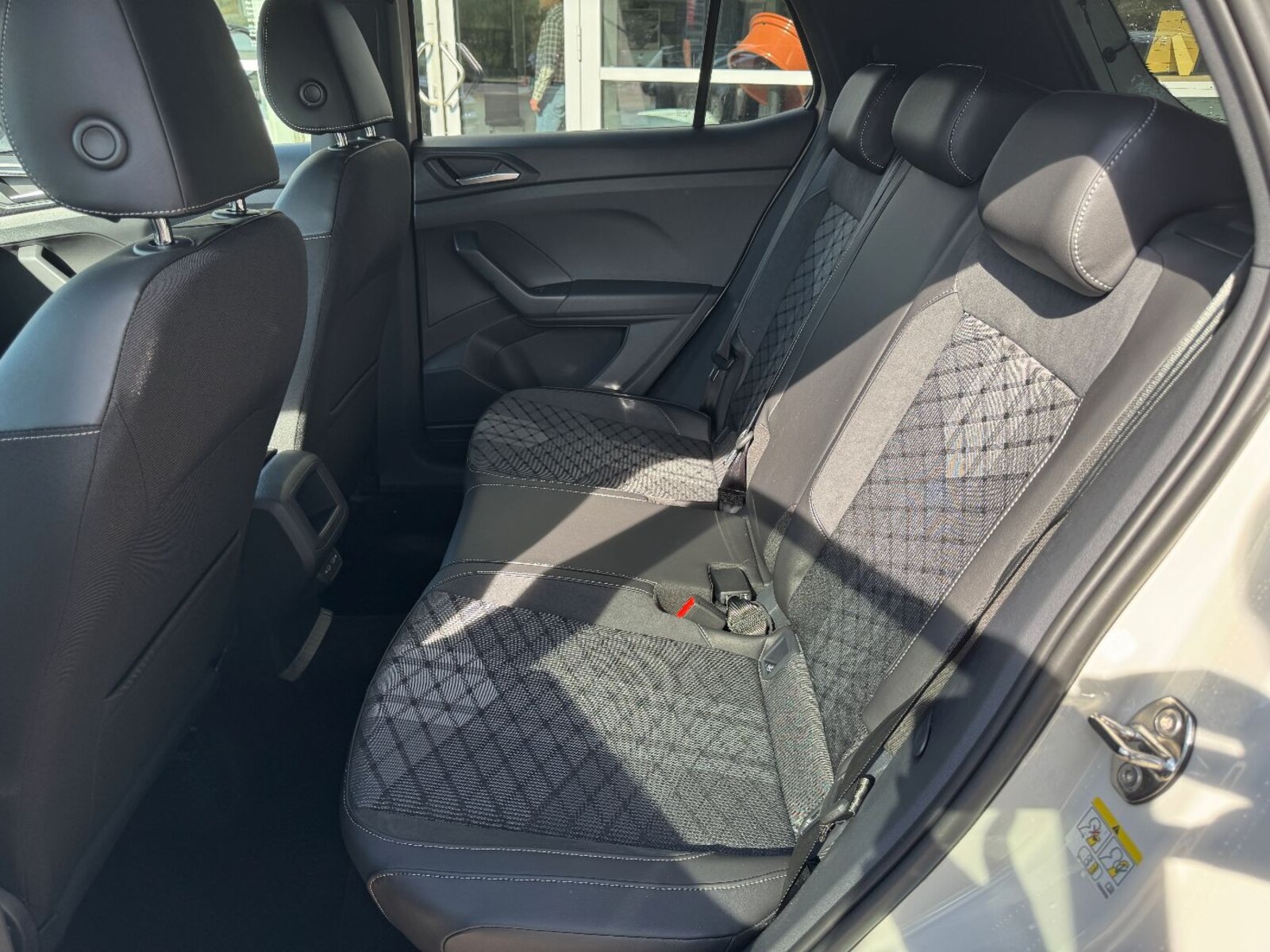 Volkswagen T-Cross – Bild 8