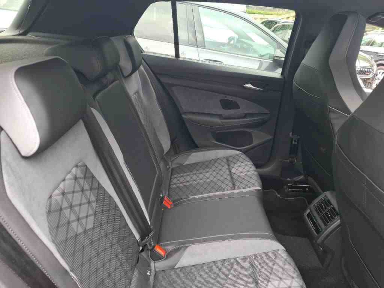 Volkswagen Golf – Bild 7