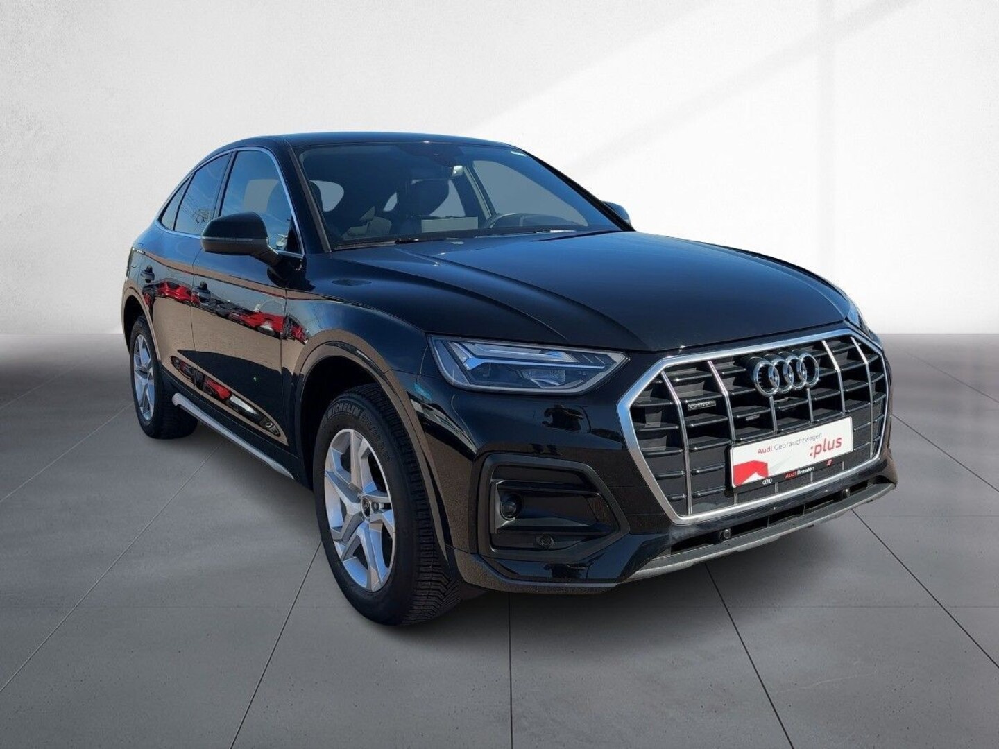 Bild über Audi Q5 Sportback 40 TFSI quattro S tronic - für weitere Informationen kontaktieren Sie den Audi Partner