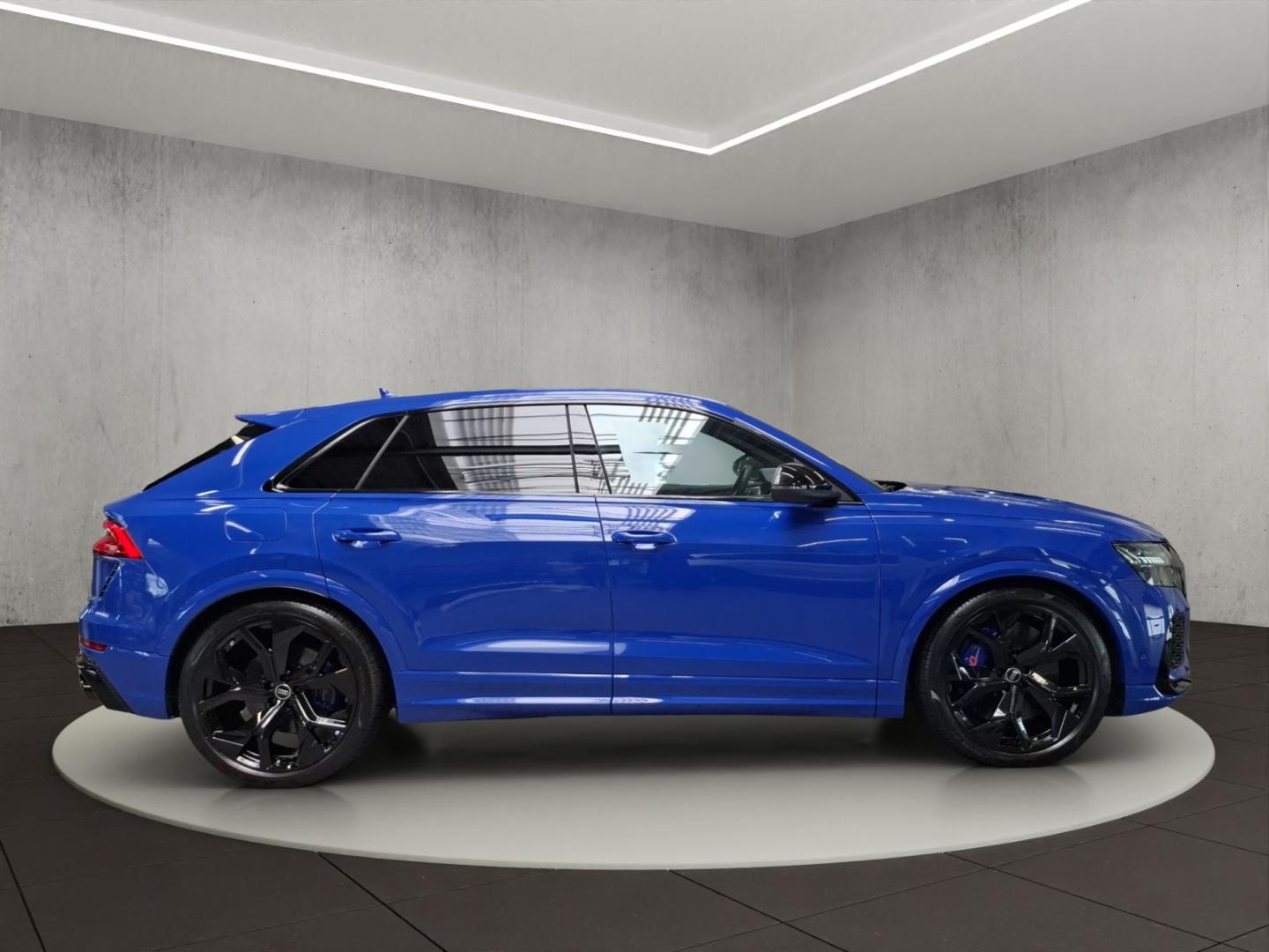 Image about Audi RS Q8 TFSI quattro tiptronic
