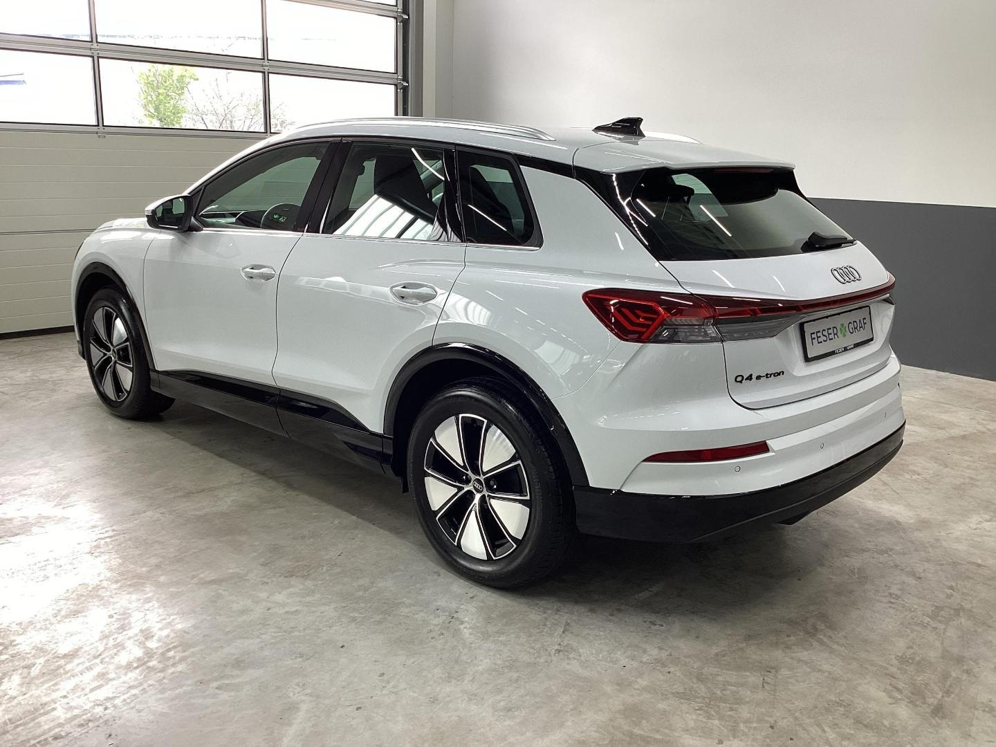 Bild über Audi Q4 SUV e-tron e-tron performance 210 kW - für weitere Informationen kontaktieren Sie den Audi Partner