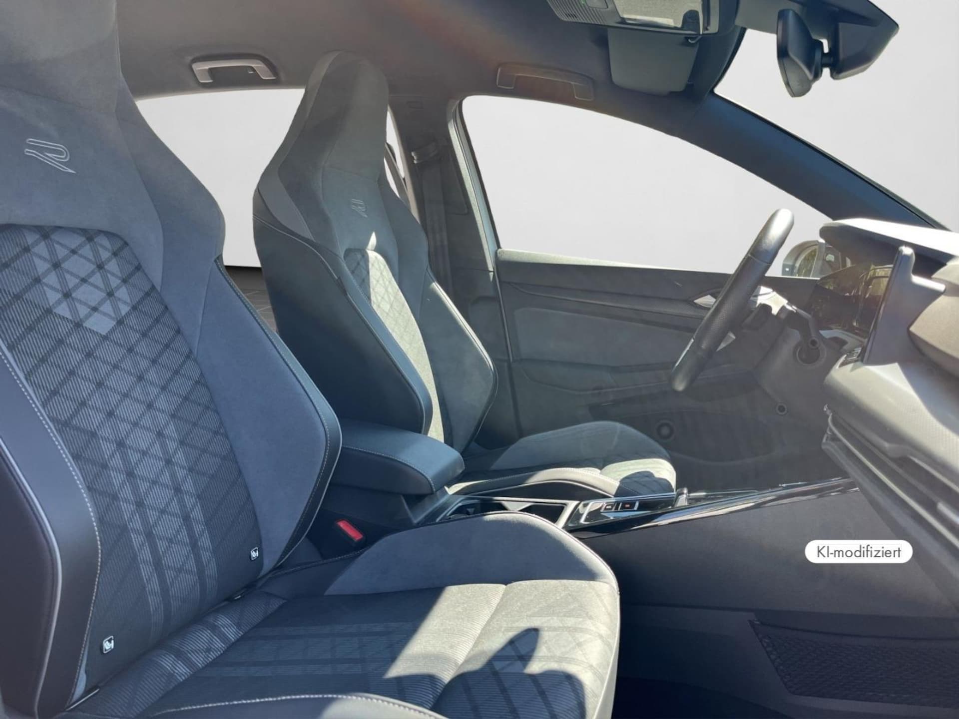 Volkswagen Golf R-Line