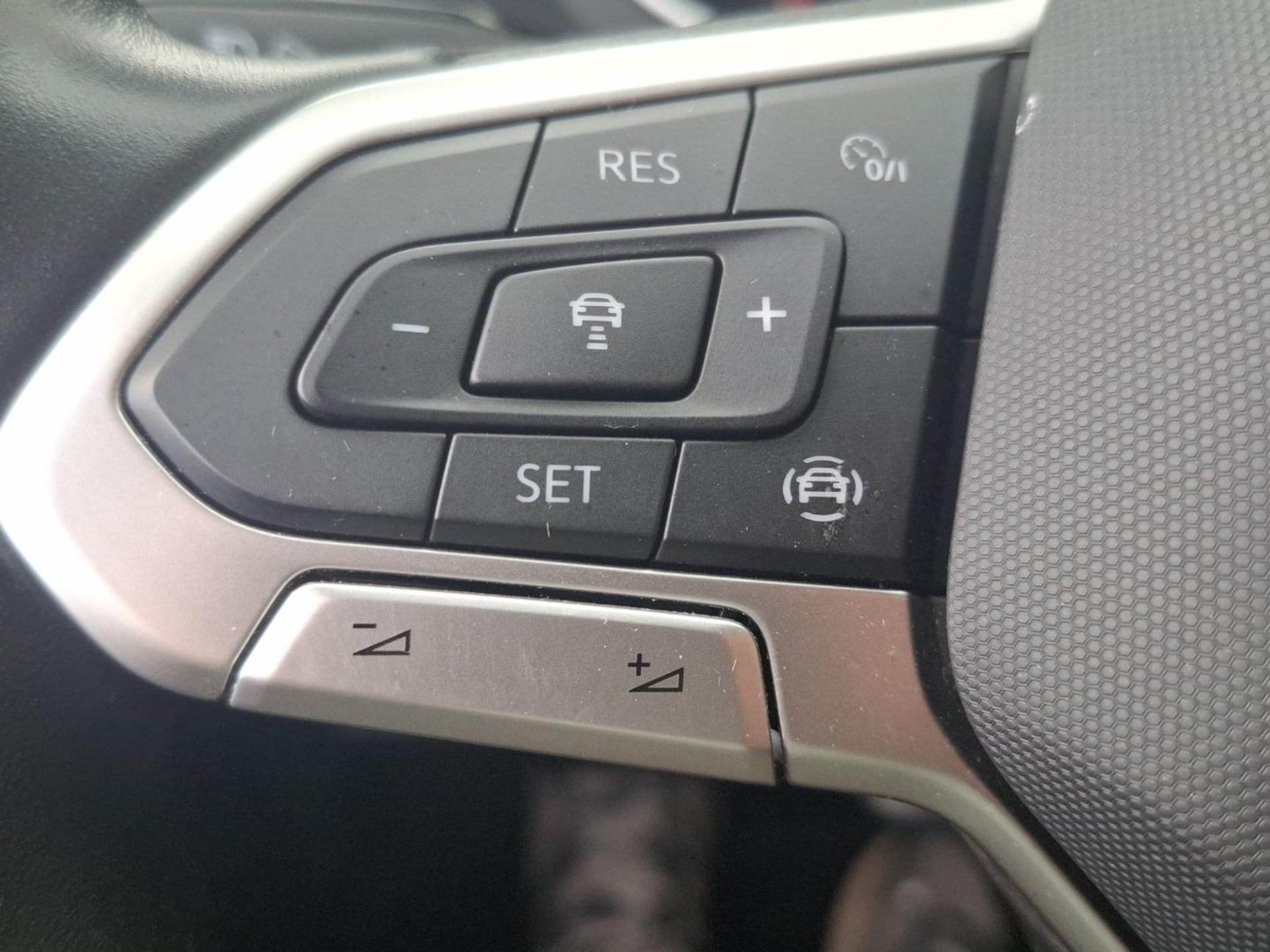 Volkswagen Tiguan Active