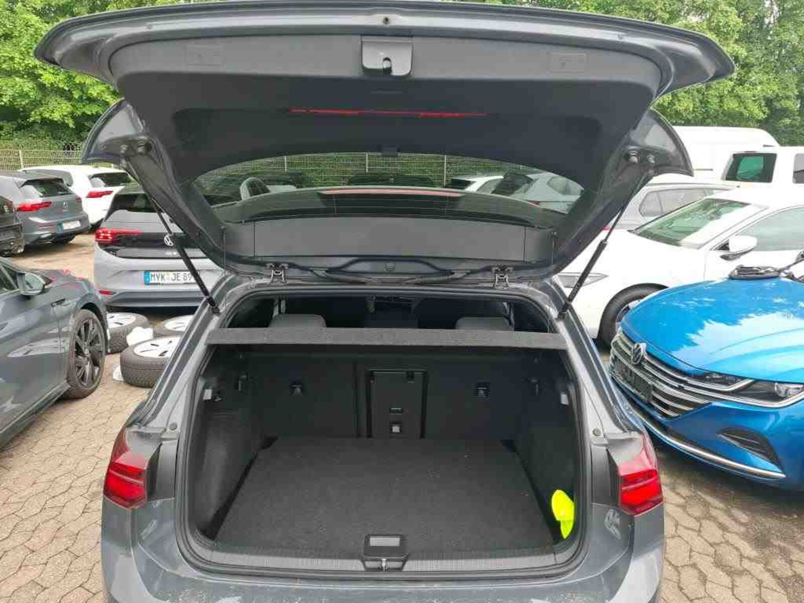 Volkswagen Golf – Bild 8