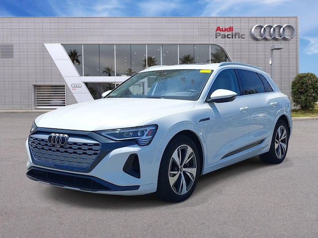 2024 Audi Q8 e-tron