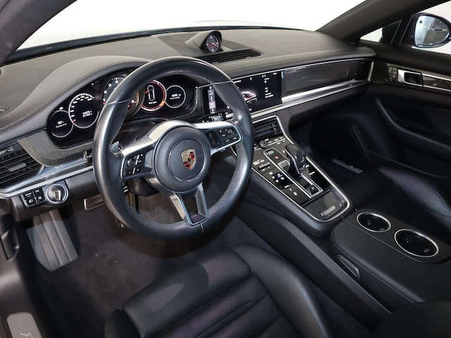 2017 Porsche Panamera