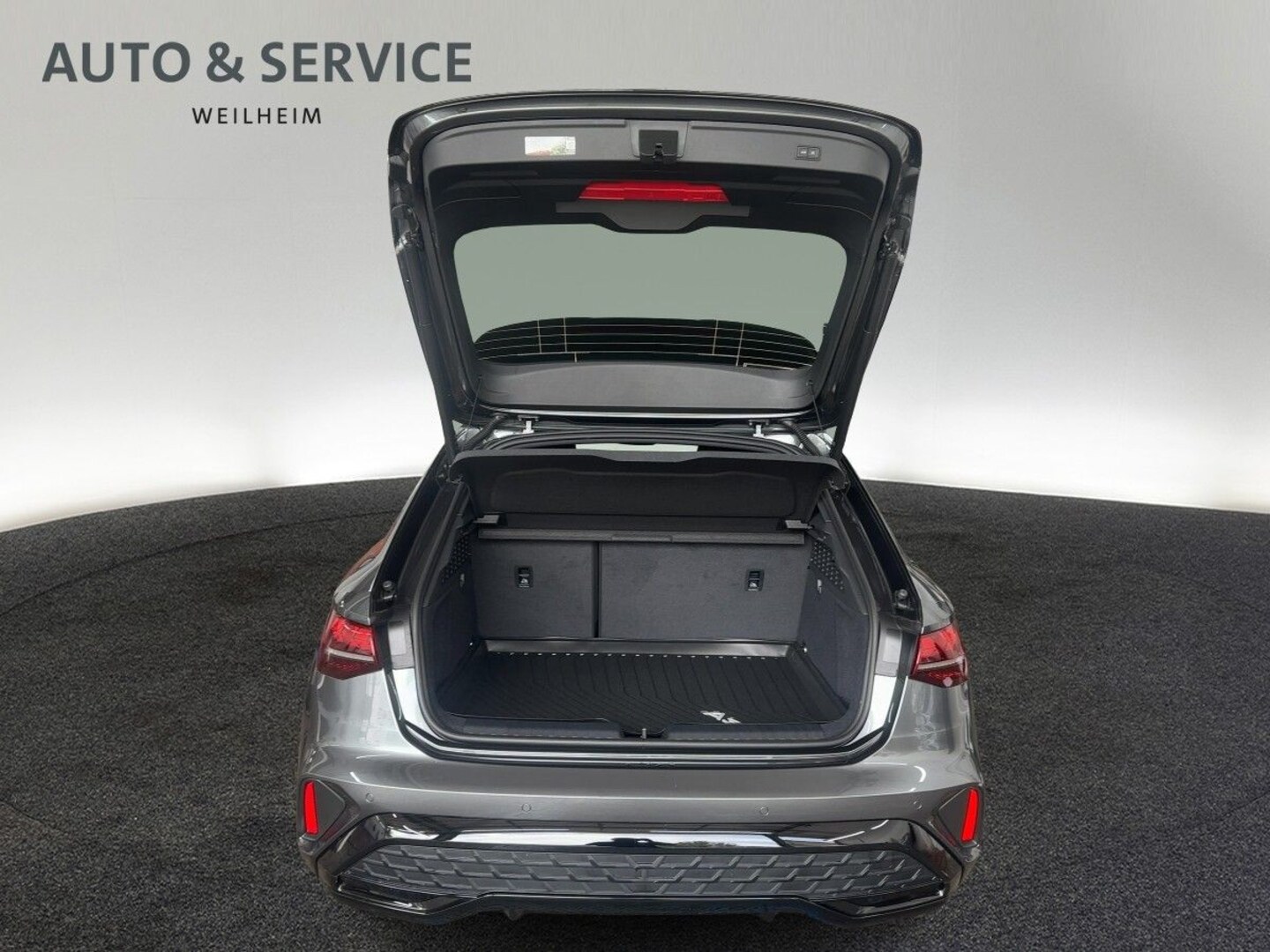 Bild über Audi A3 Sportback TFSI 110 kW S tronic - für weitere Informationen kontaktieren Sie den Audi Partner