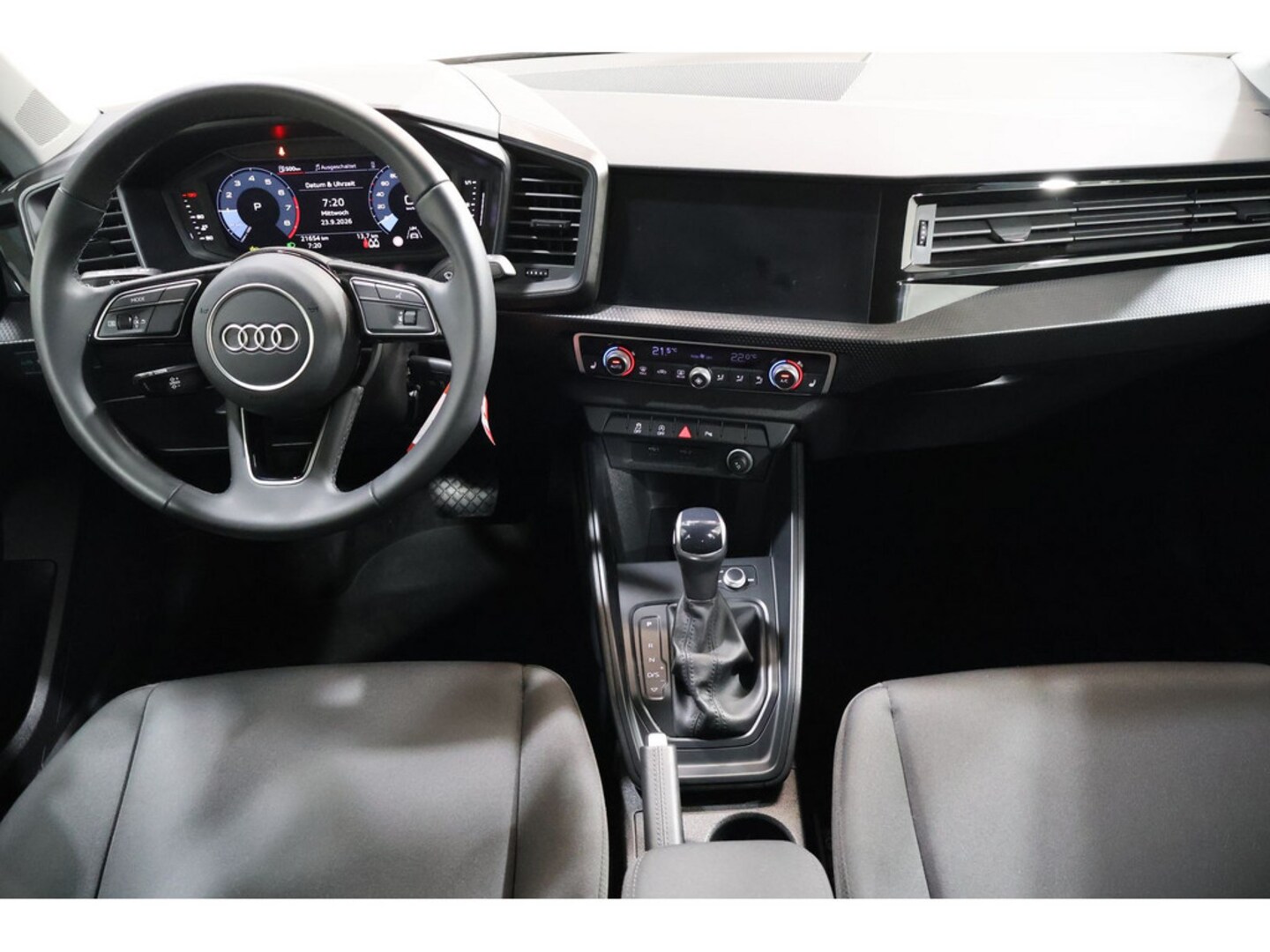 Bild über Audi A1 Sportback advanced 25 TFSI S tronic - für weitere Informationen kontaktieren Sie den Audi Partner
