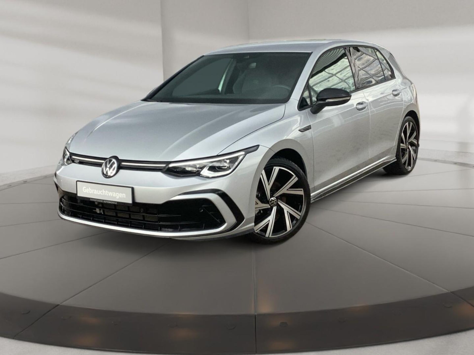 Volkswagen Golf R-Line