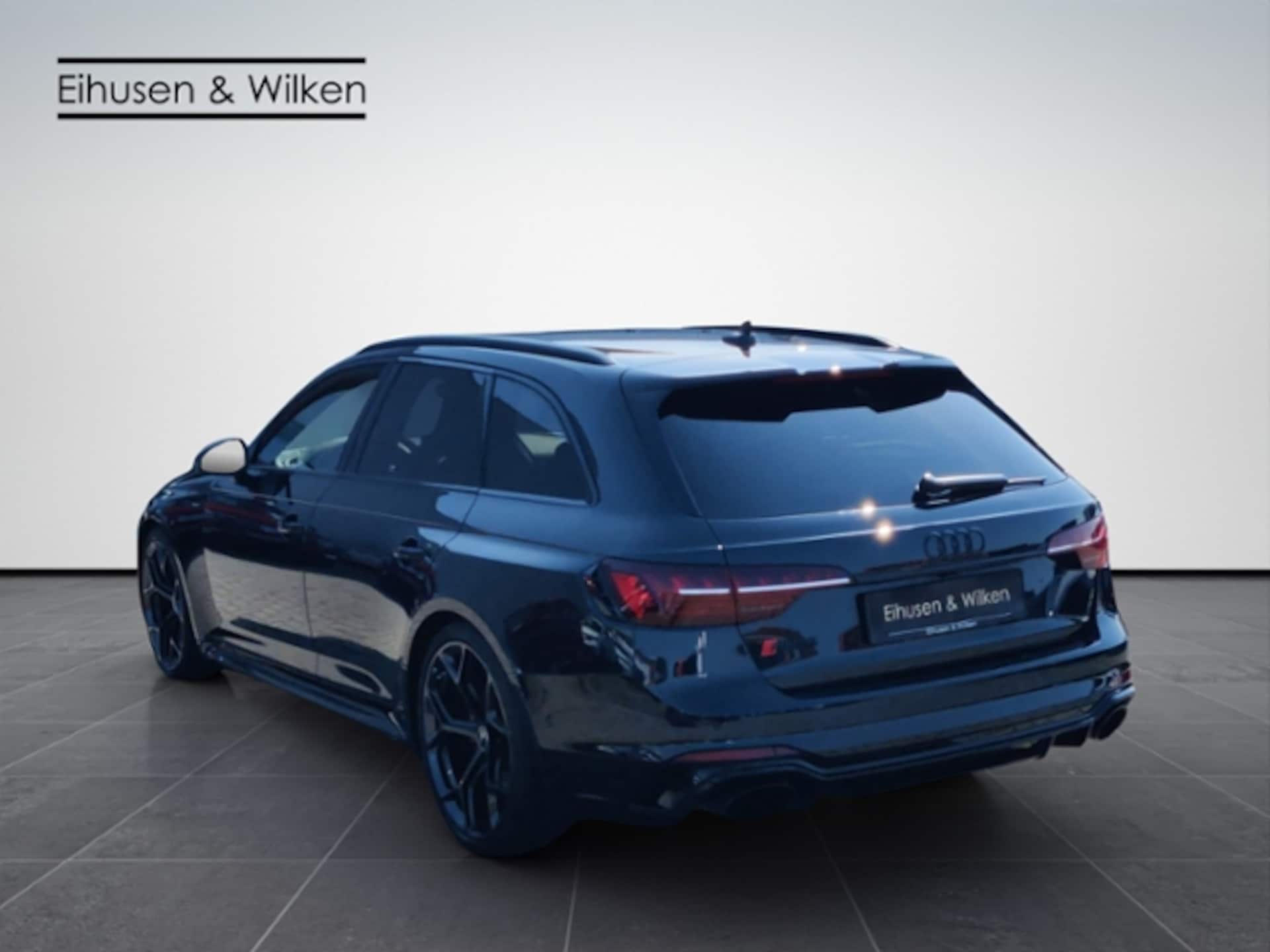 Audi RS 4 Avant