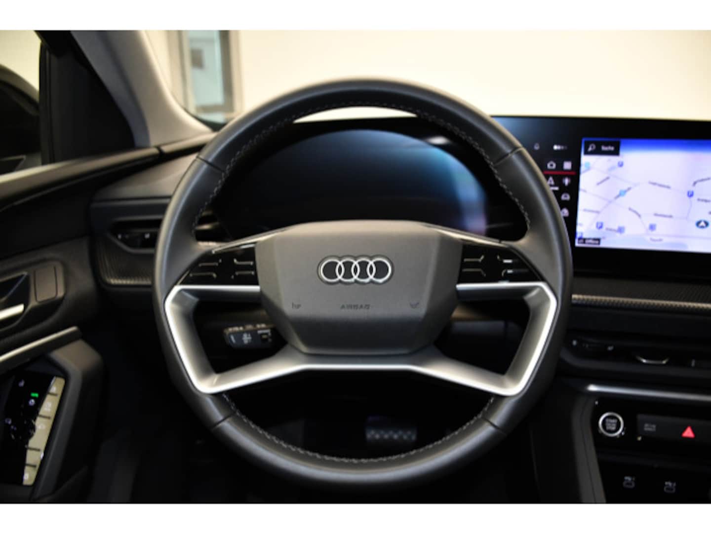 Bild über Audi Q5 Sportback TDI quattro 150 kW S tronic - für weitere Informationen kontaktieren Sie den Audi Partner