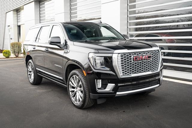 Used 2021 GMC Yukon Denali with VIN 1GKS2DKL8MR335014 for sale in Highland Park, IL