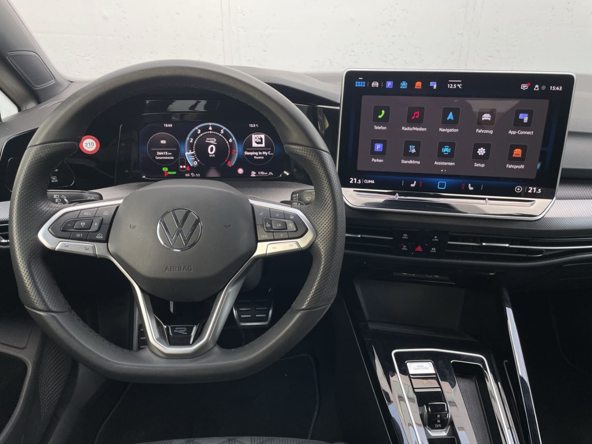Volkswagen Golf R-Line