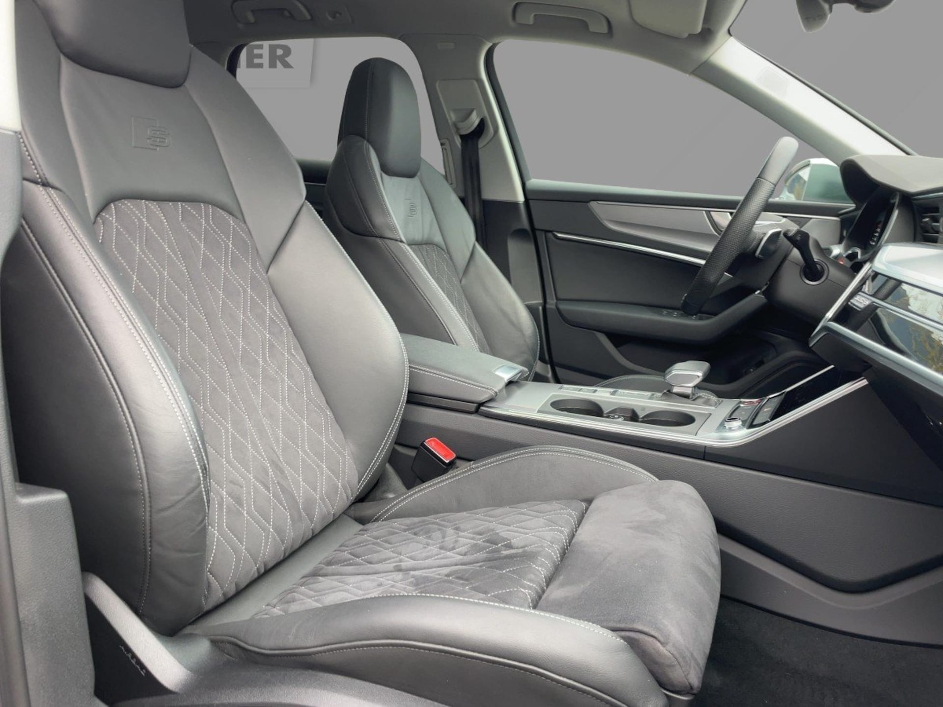 Audi S6 Avant