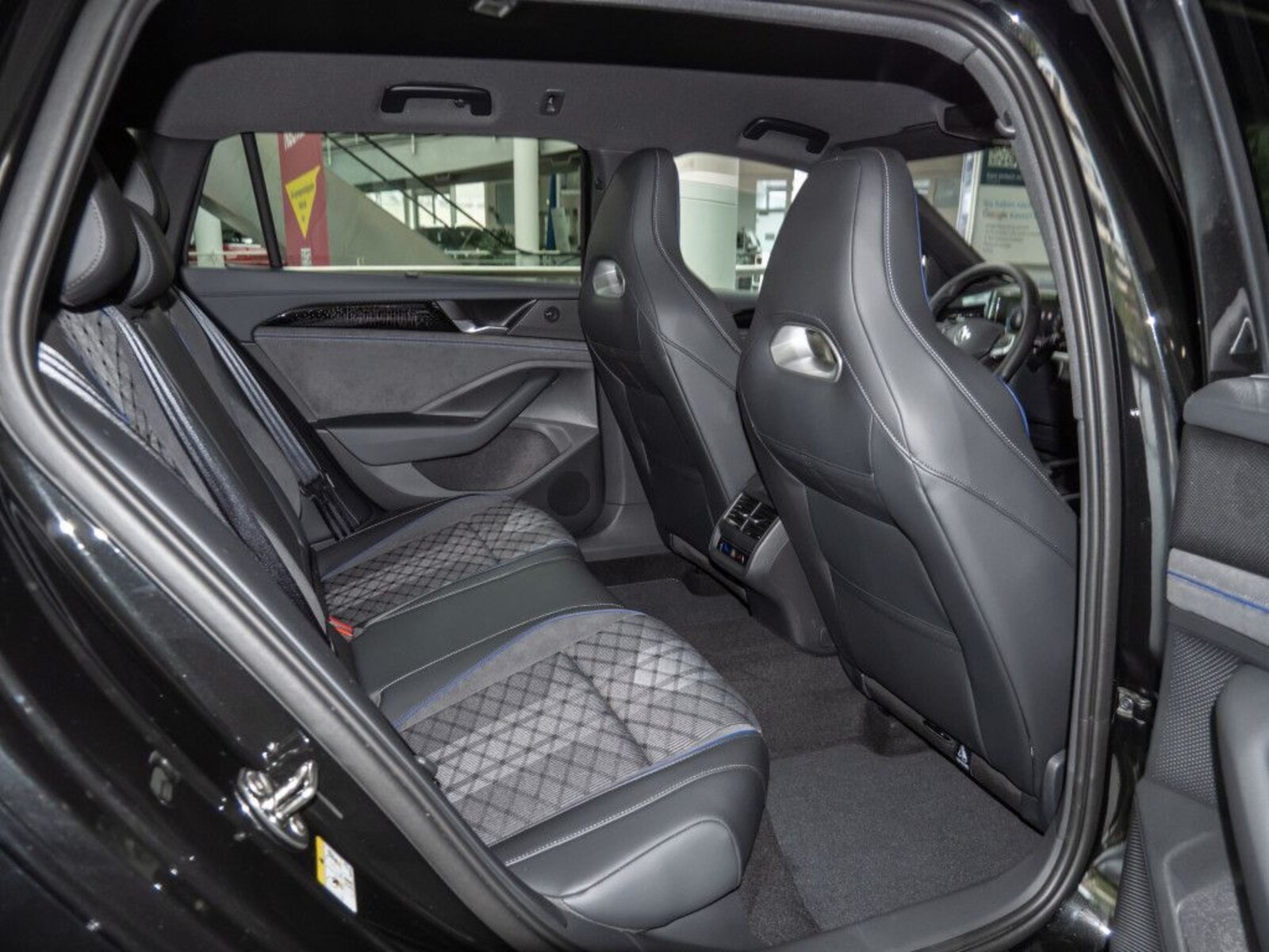Volkswagen Passat – Bild 5