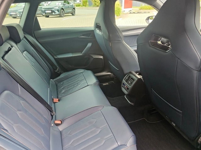 Bild des Autos 19