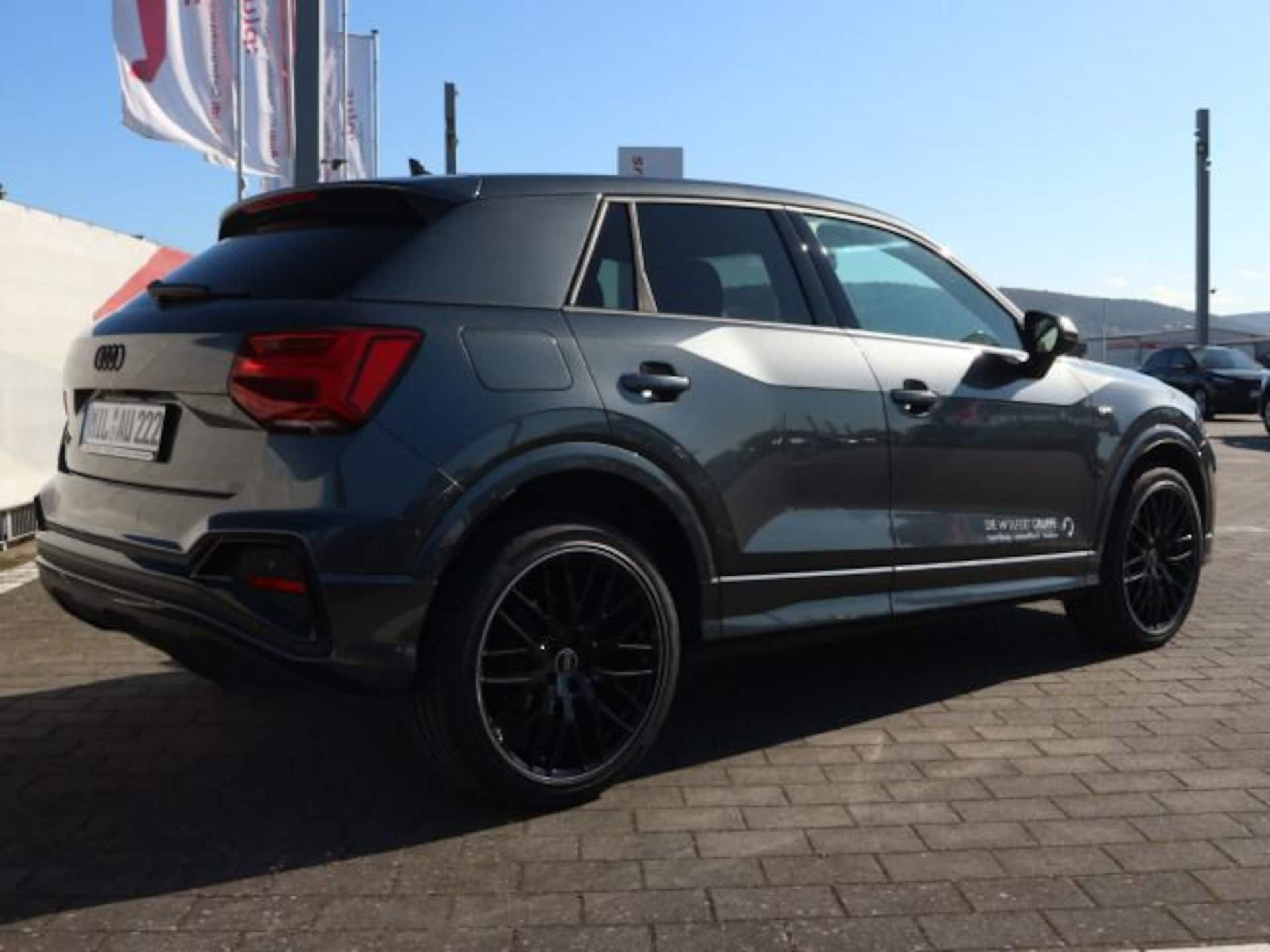 Audi Q2 S line